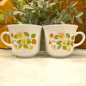 Vintage Strawberry Mug Pair | Floral Cottagecore Coffee Cups 🍓☕️